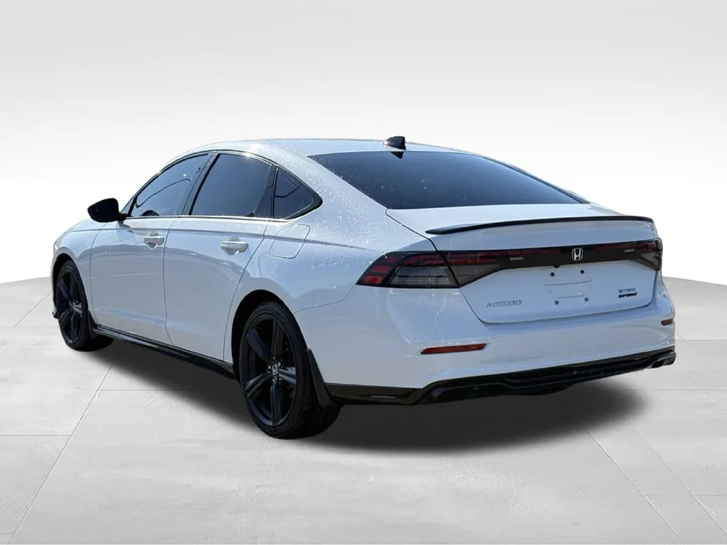 Used 2023 White Honda Sport-L image 3