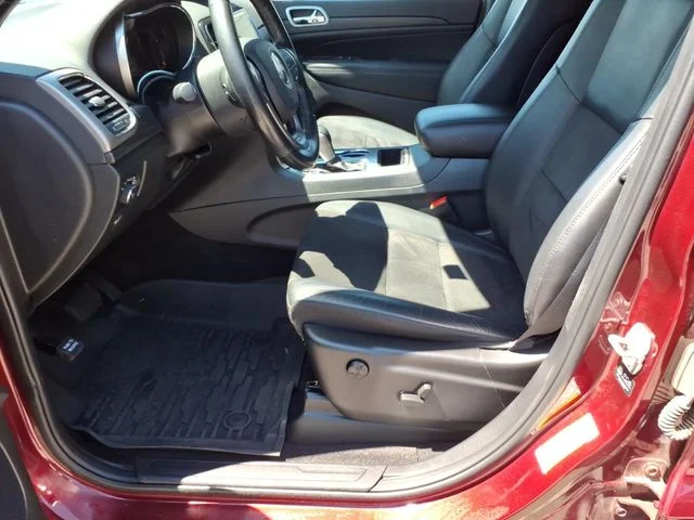 Used 2022 Red Jeep Laredo X image 18