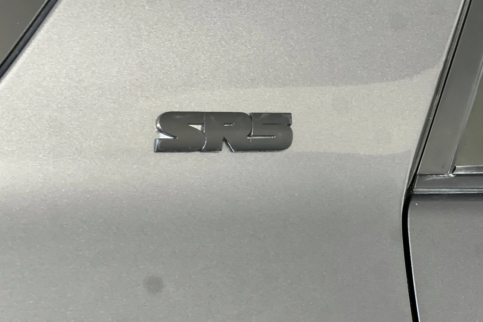 Used 2022 Magnetic Gray Metallic Toyota SR5 Premium image 30