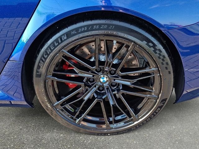 New 2026 Marina Bay Blue Metallic BMW  image 8