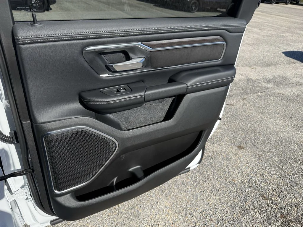 2026 RAM 1500 Laramie - Photo 34