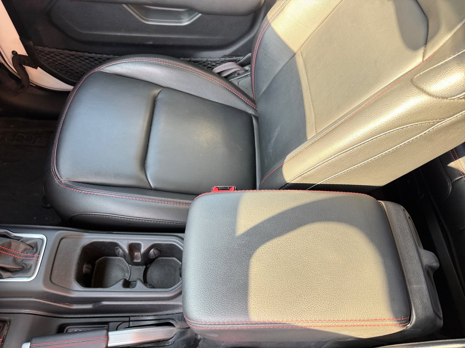 Used 2021 Bright White Clearcoat JEEP Rubicon image 14