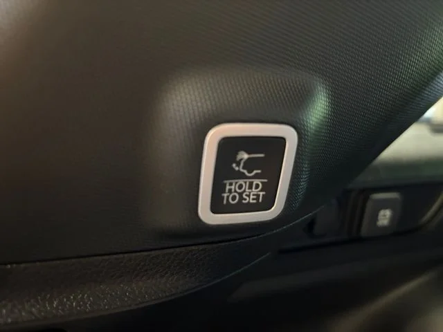 New 2027 Gray Jeep Limited image 19