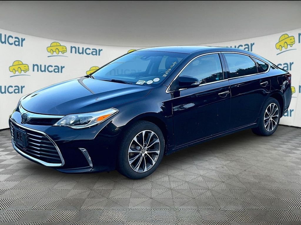 Used 2017 Black Toyota XLE image 3