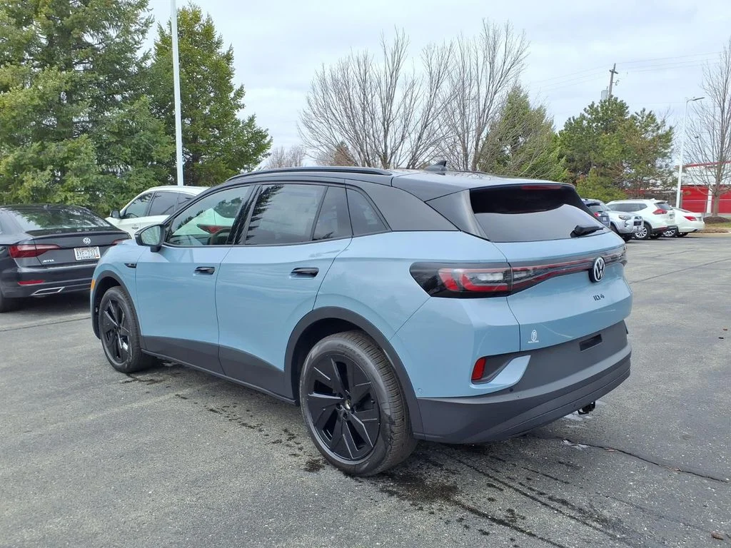 New 2026 Arctic Blue Metallic with Black Roof Volkswagen Pro S Plus image 4