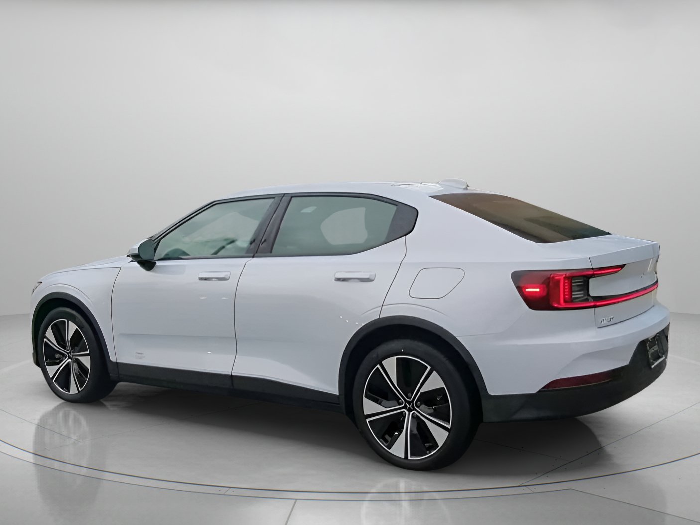 Used 2023 Magnesium Metallic Polestar Long Range Dual Motor image 18