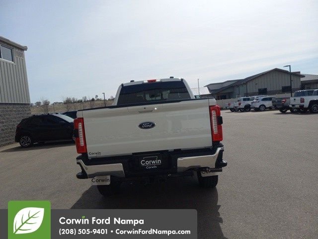 2025 Ford F-350 Super Duty Lariat - Photo 4