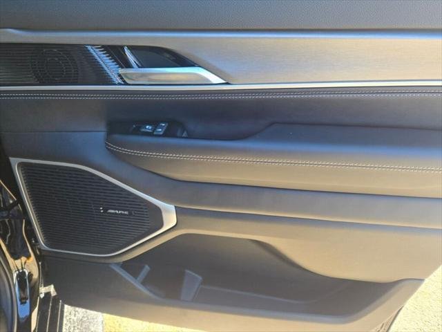 New 2026 High Gloss Black Exterior Paint Jeep Grand Wagoneer image 34