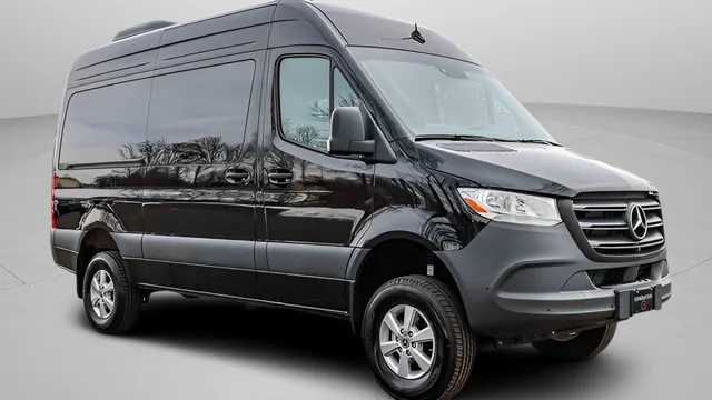 2024 Mercedes-Benz Sprinter 2500 144 WB HO 4x4's photo