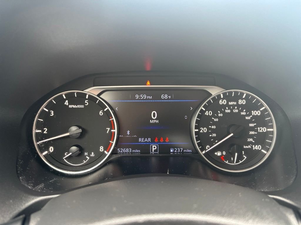 Used 2024 White Nissan 2.5 SR image 16