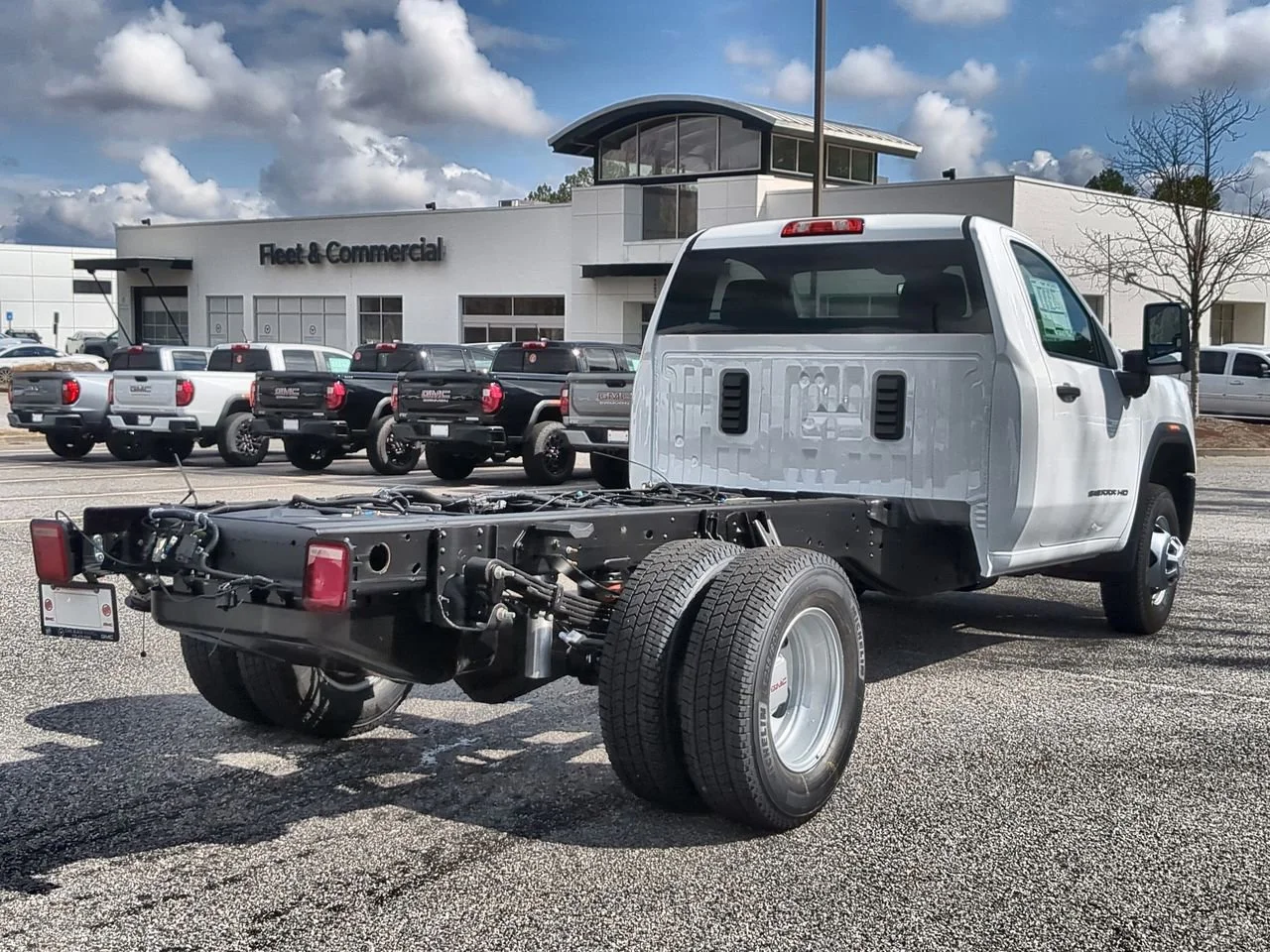 New 2026 Summit White GMC Pro image 8
