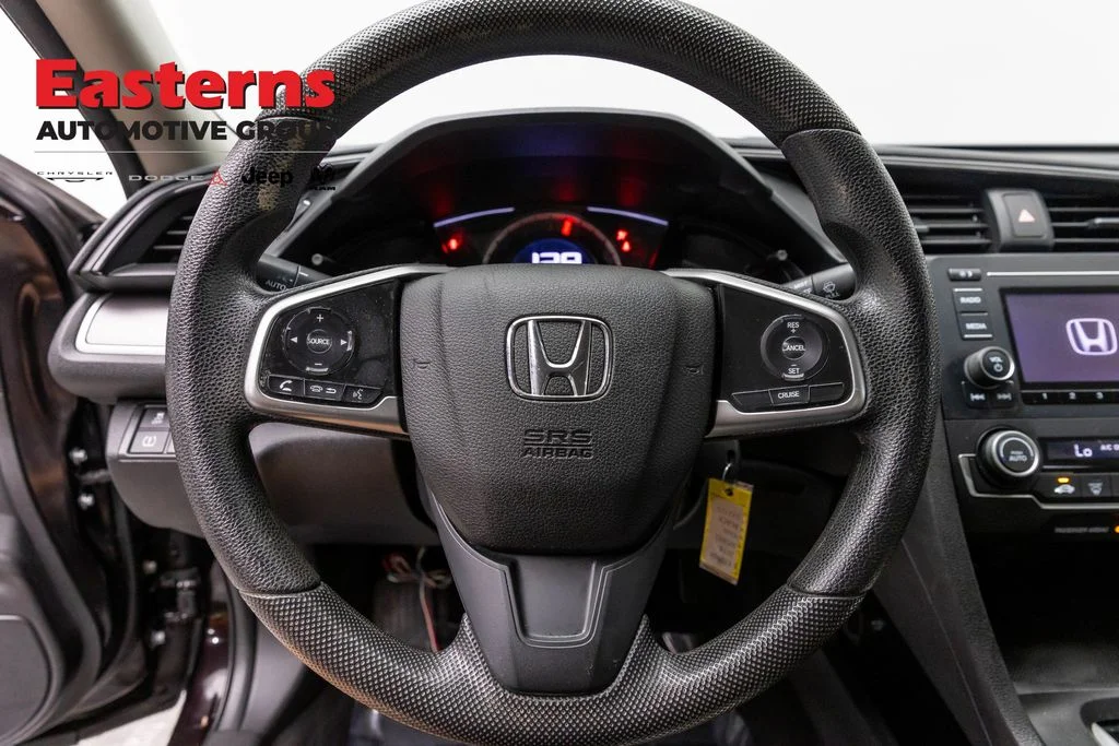 Used 2018 Black Honda LX image 10