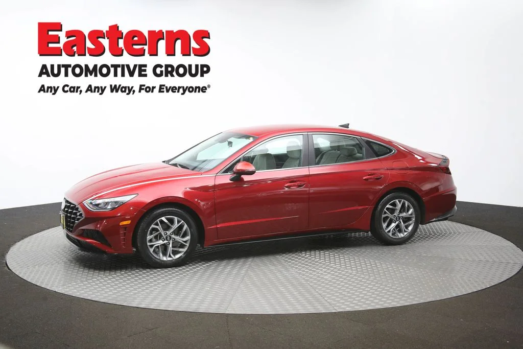 Used 2023 Red Hyundai SEL image 58