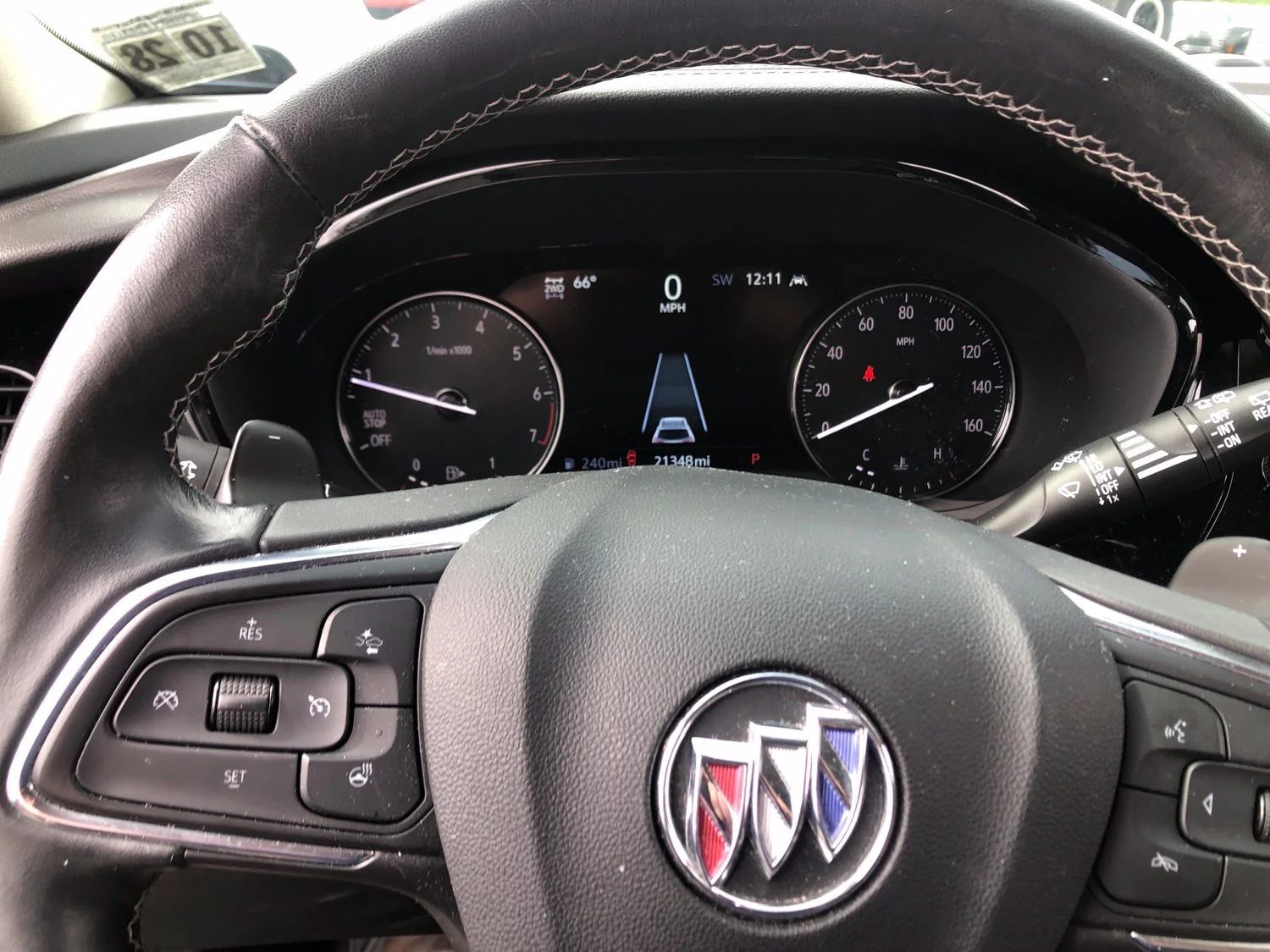 Used 2023 Blue Buick Essence image 2