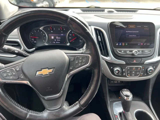 Used 2021 Red Chevrolet Premier image 22