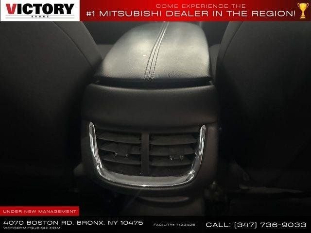 Used 2022 Gray Chevrolet LT image 17