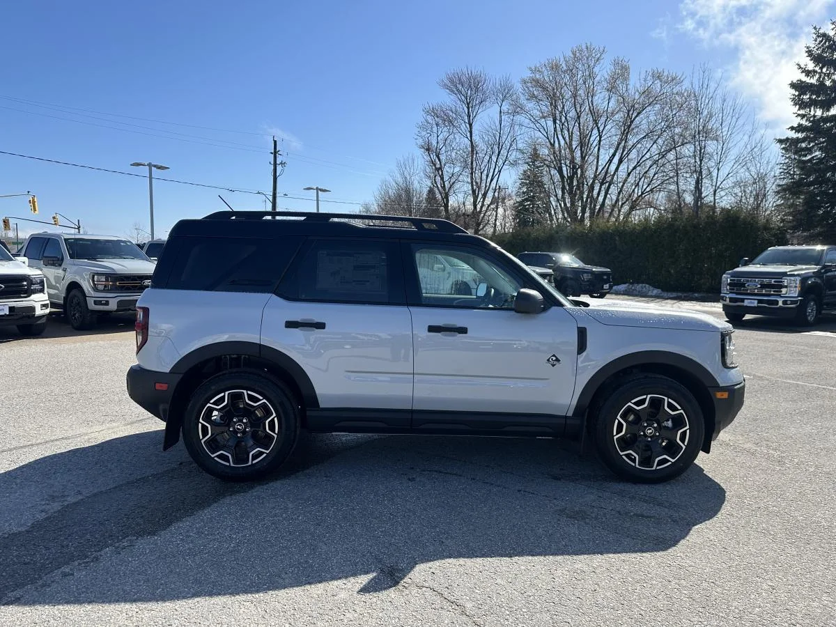 New 2026 White Ford Outer Banks image 4