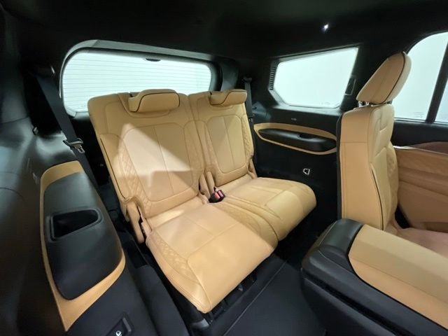 New 2026 Bright White Clear-Coat Exterior Paint Jeep Summit image 27