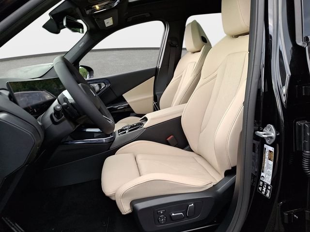 New 2026 Black Sapphire Metallic BMW 30 xDrive image 11