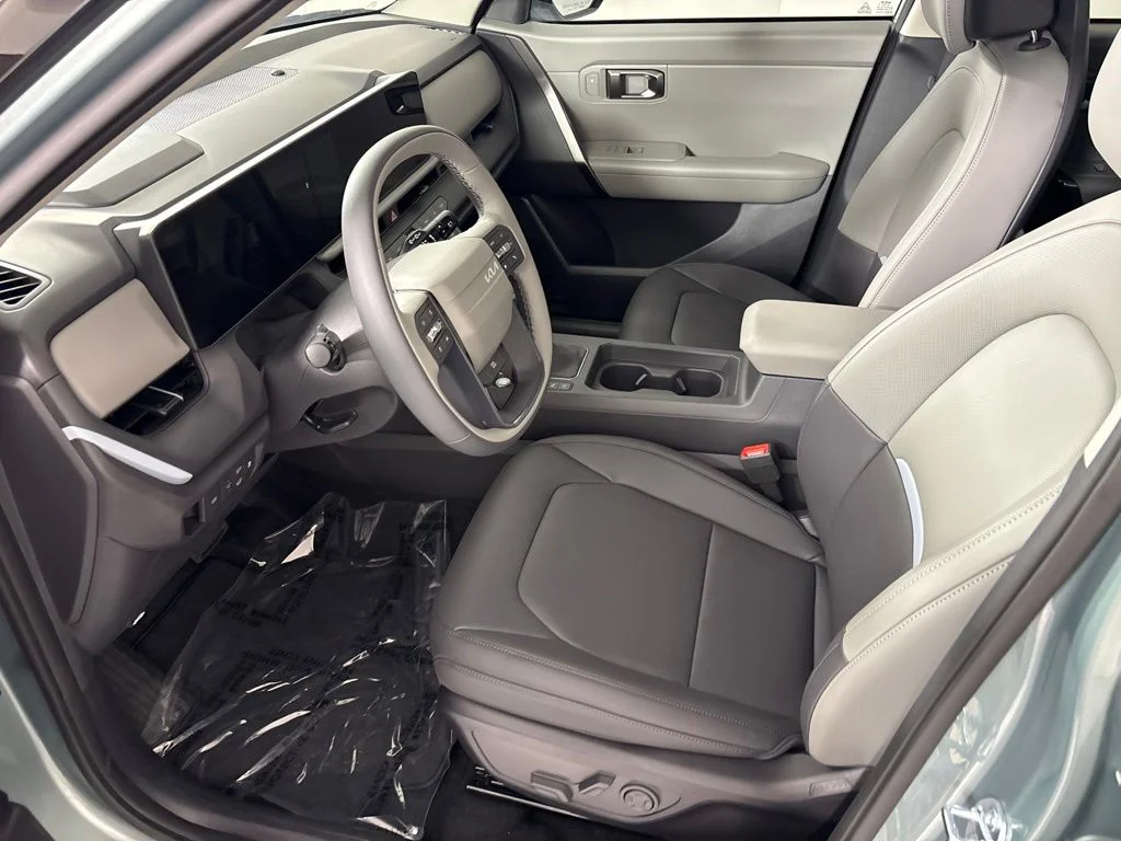 New 2027 Iceberg Green Kia EX image 24