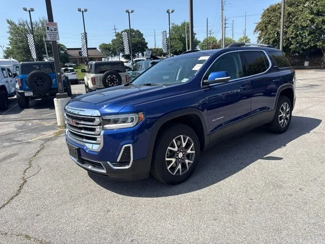 Used 2023 Blue GMC SLE image 7