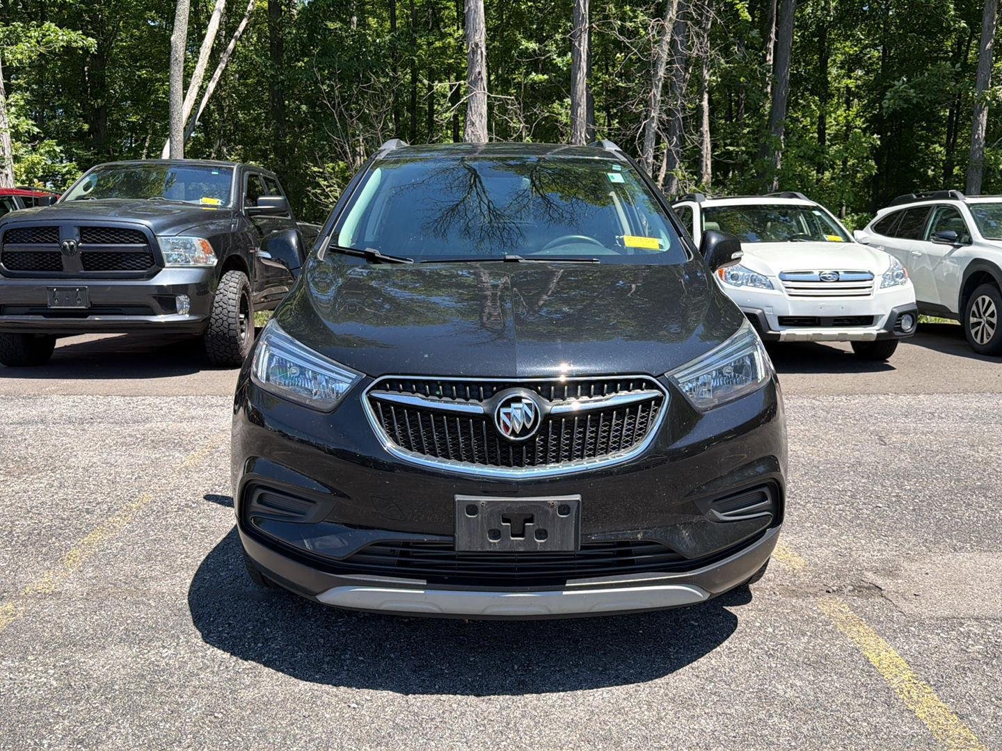 Used 2019 Ebony Twilight Metallic Buick Preferred image 13