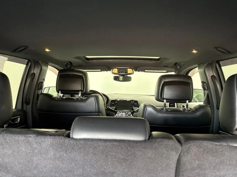 Used 2020 Red Jeep Limited image 9