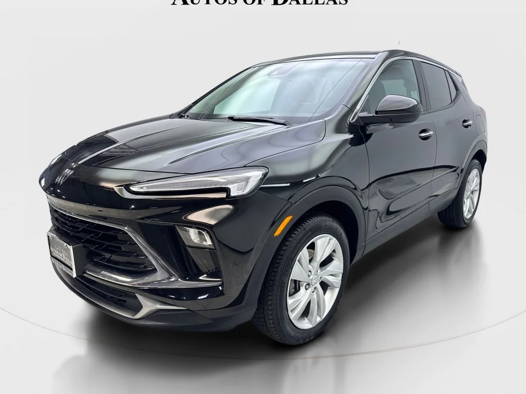 Used 2025 Black Buick Preferred image 2