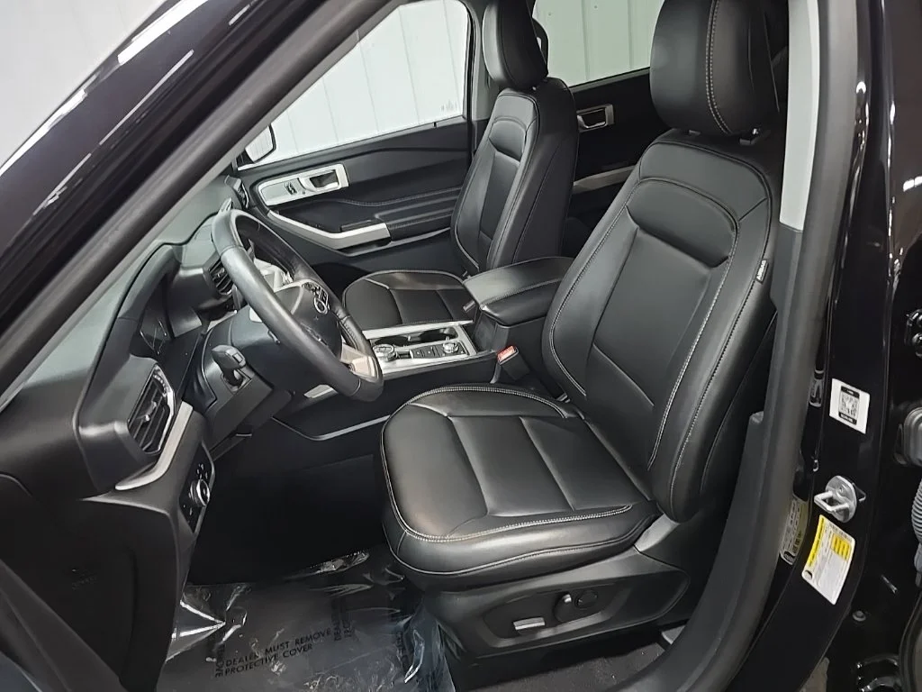 Used 2024 Black Ford XLT image 30