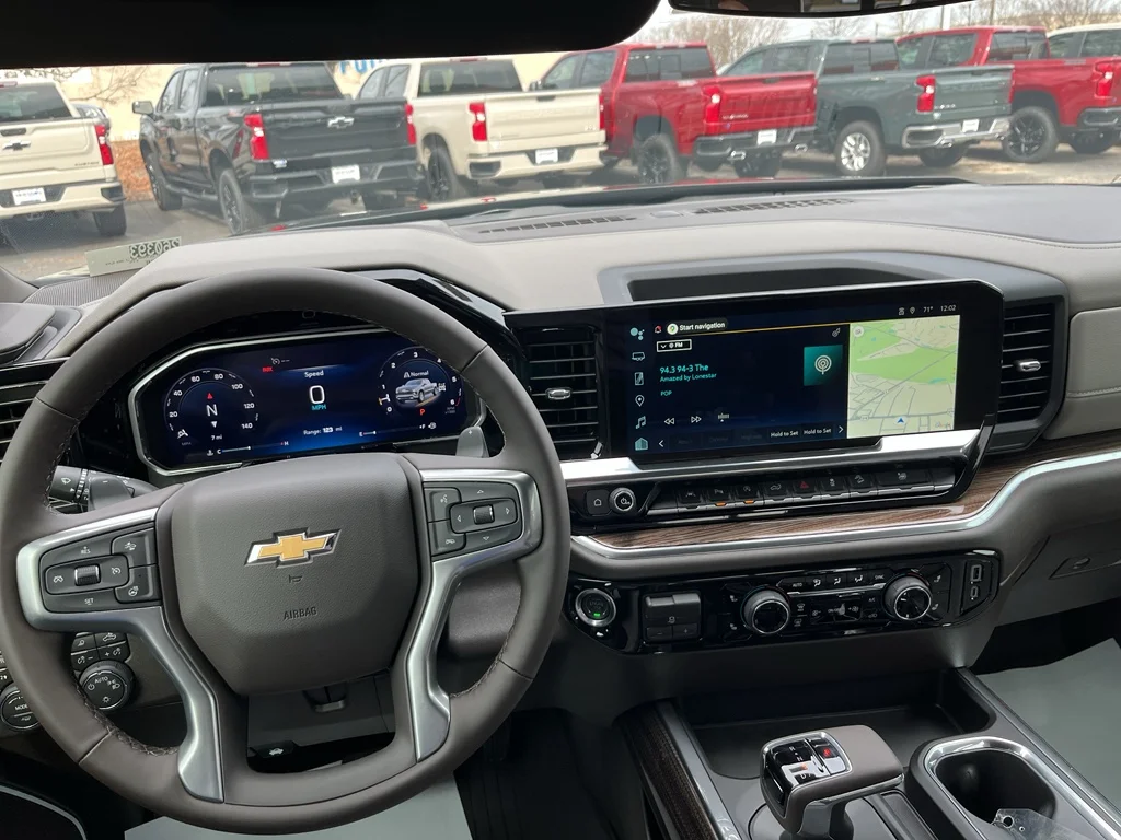 2026 Chevrolet Silverado 1500 LT - Photo 14