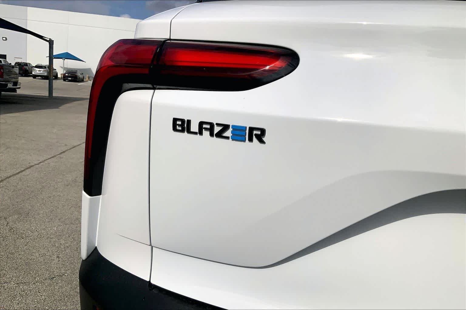 2026 Chevrolet Blazer EV LT - Photo 15