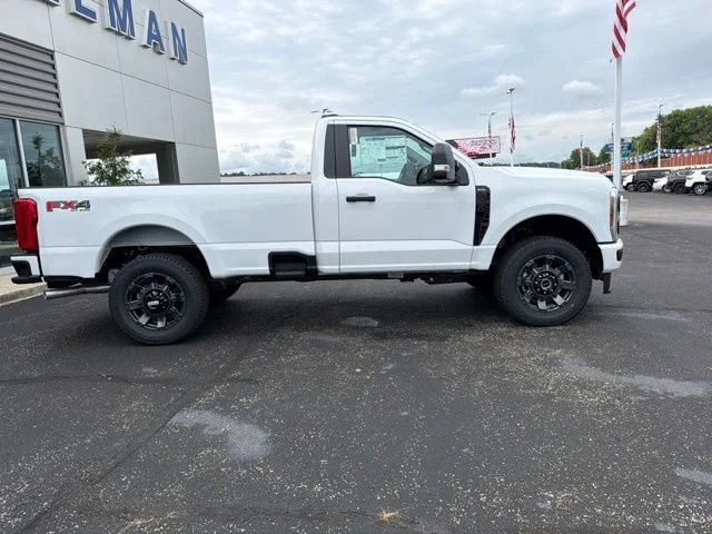 New 2027 Oxford White Ford XL image 18