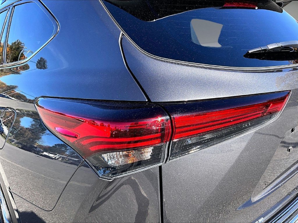 Used 2023 Gray Toyota Platinum image 35
