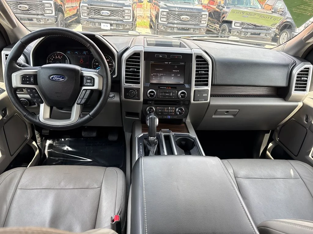 Used 2015 Silver Ford Lariat image 6
