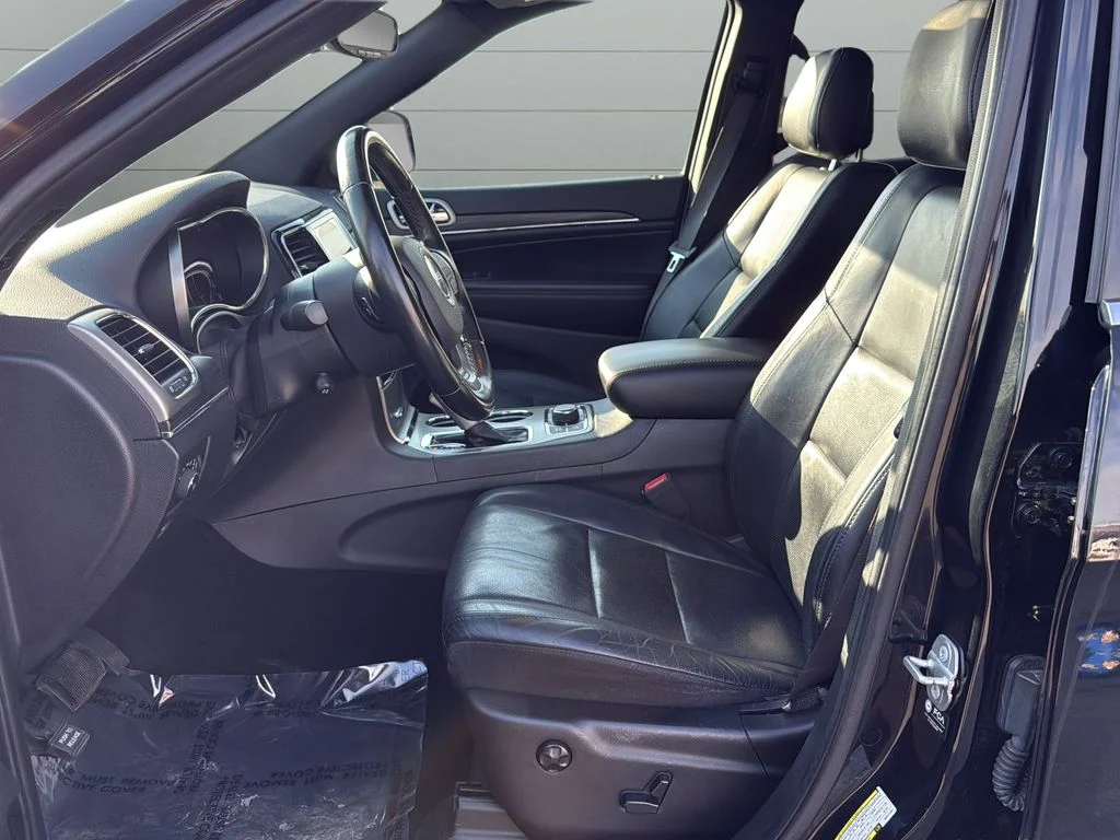 Used 2021 Black Jeep Limited image 10