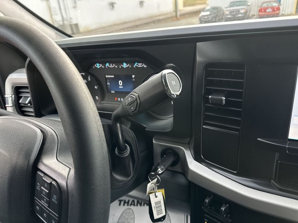 New 2026 Oxford White Ford F-250® XLT image 19