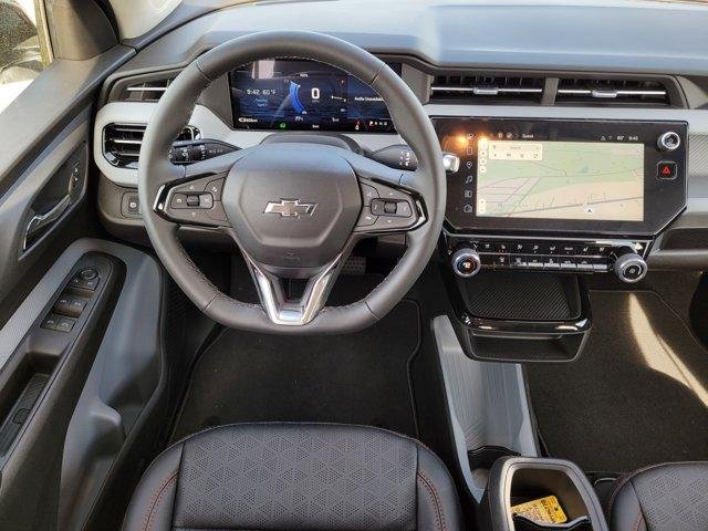 2027 Chevrolet Bolt RS - Photo 13