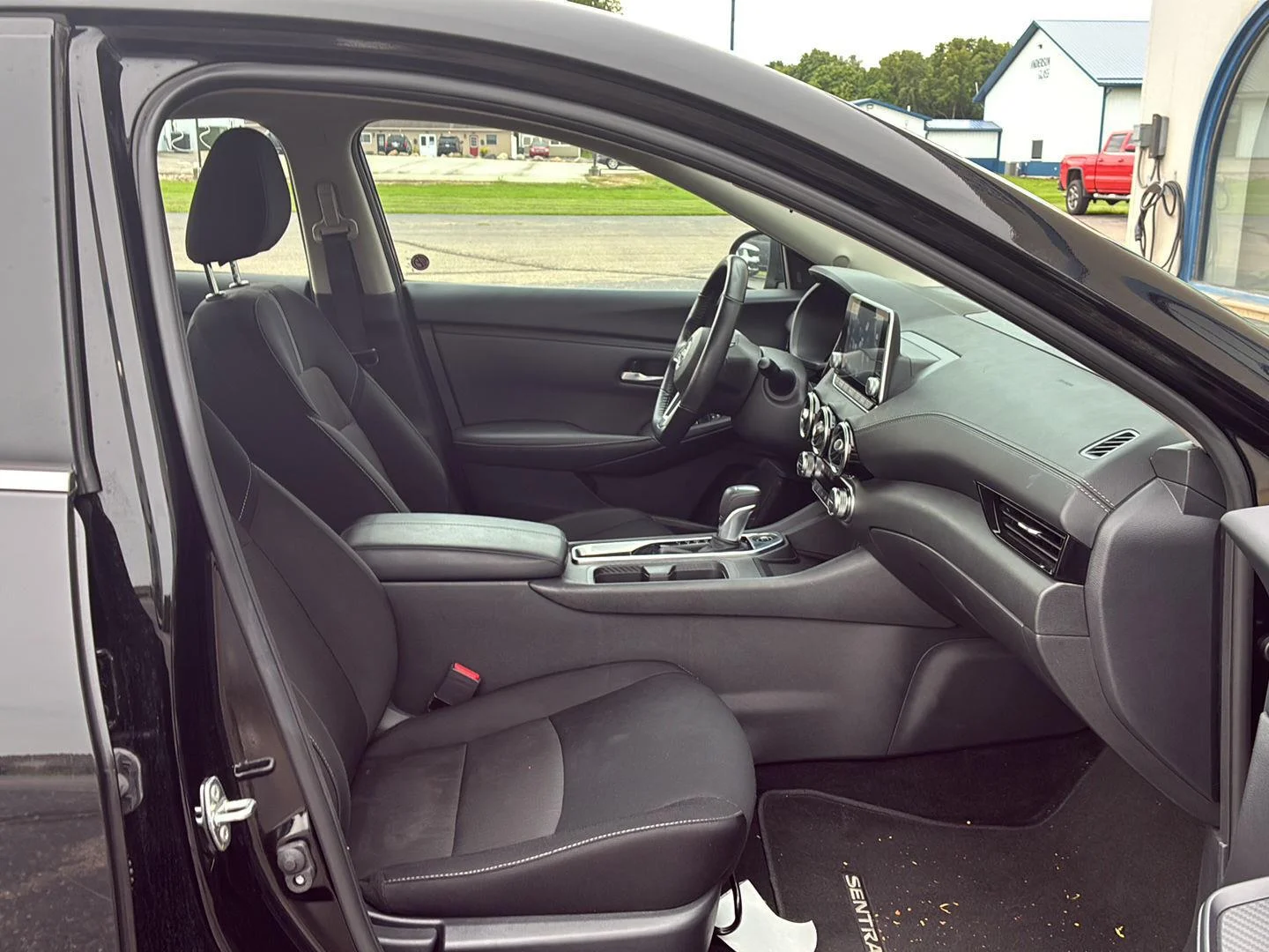 Used 2025 Black Nissan SV image 10