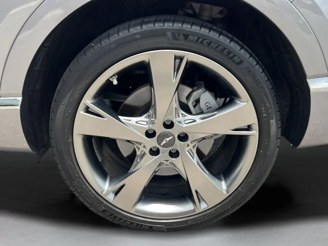 Used 2024 Silver Genesis 3.5T Advanced image 28