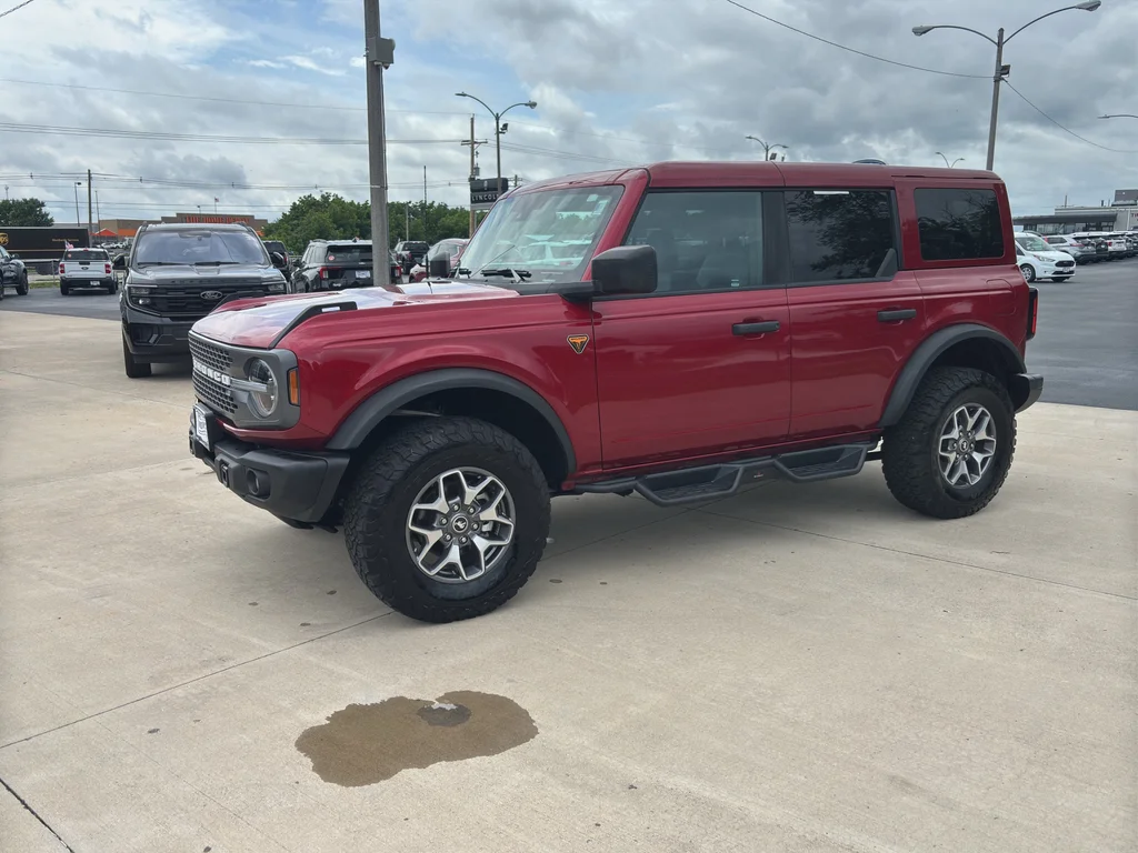 Used 2025 Ruby Red Metallic Ford Badlands image 25