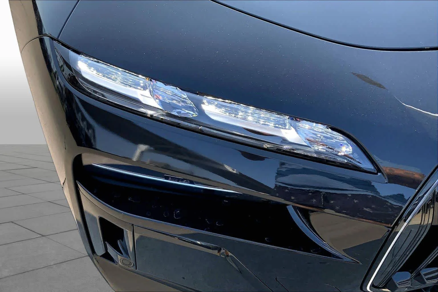 New 2026 Black Sapphire Metallic BMW 750e xDrive image 13