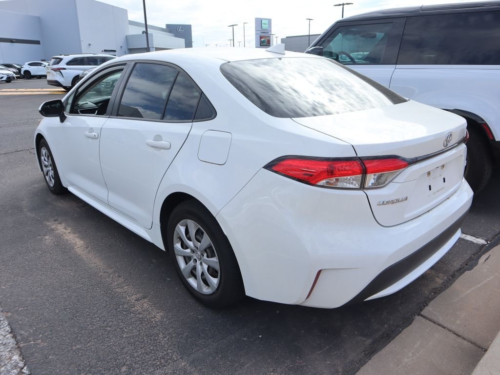Used 2020 Super White Toyota LE image 2