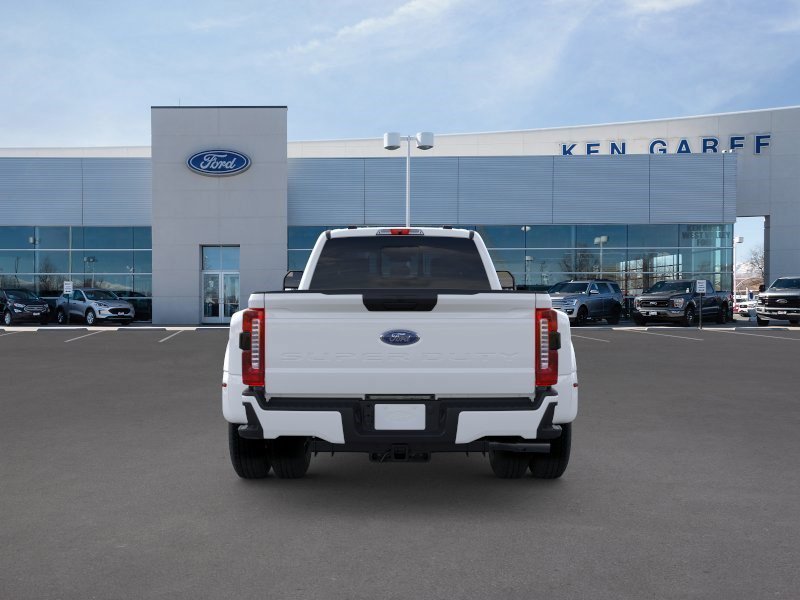 New 2026 Oxford White Ford XL image 5