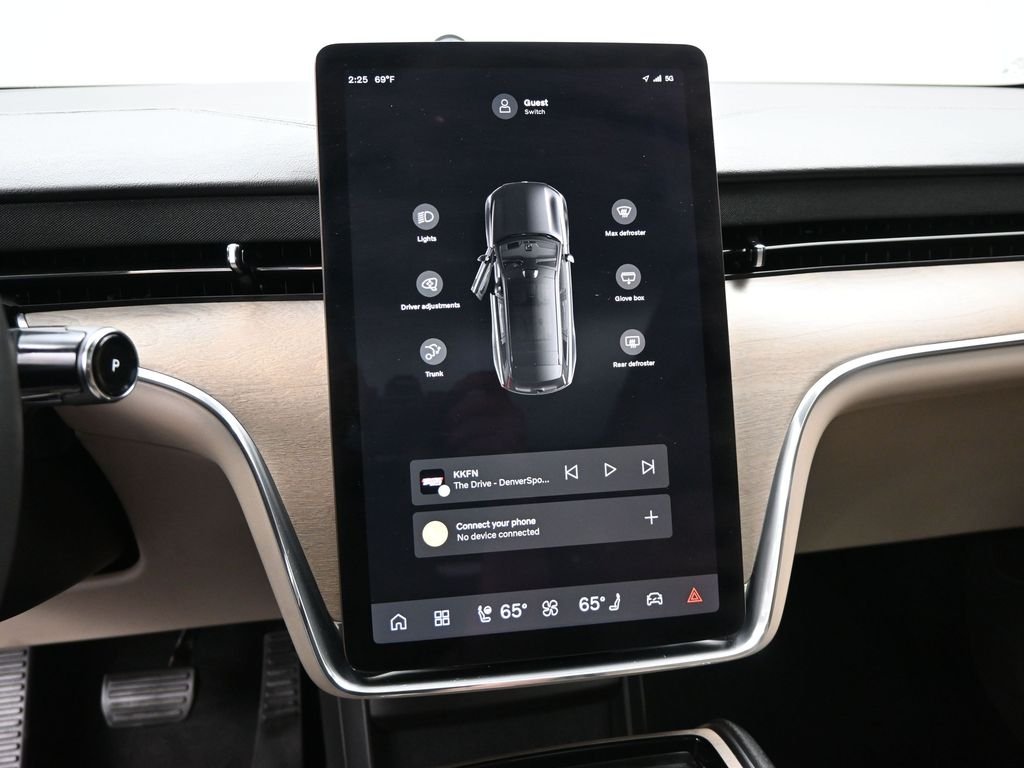 2025 Volvo EX90 Ultra - Photo 13