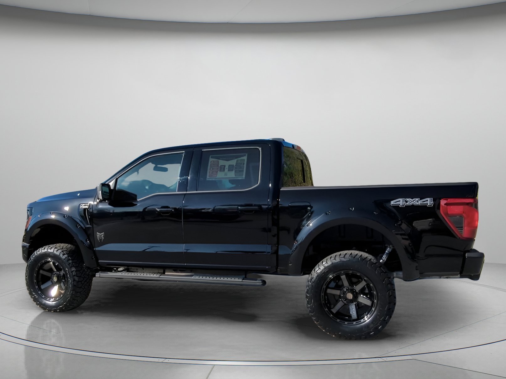 New 2026 Agate Black Metallic Ford XLT image 12