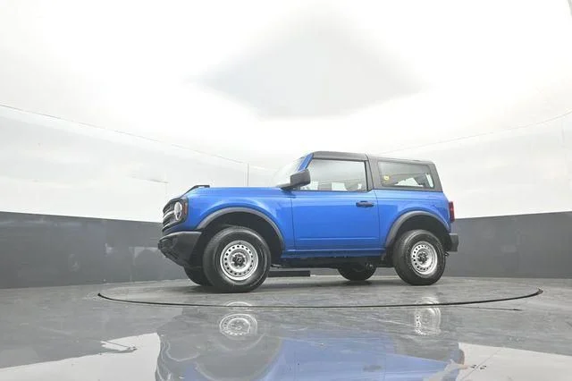 New 2026 Velocity Blue Metallic Ford Base image 32