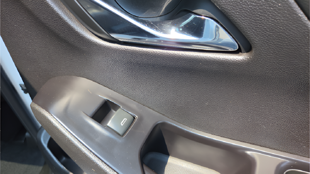 Used 2020 Beige Chevrolet Premier image 64