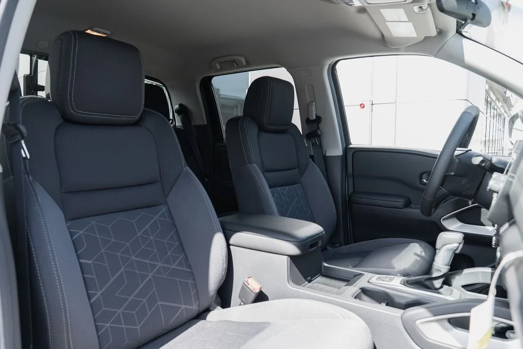 New 2026 Glacier White Nissan Crew Cab SV image 29