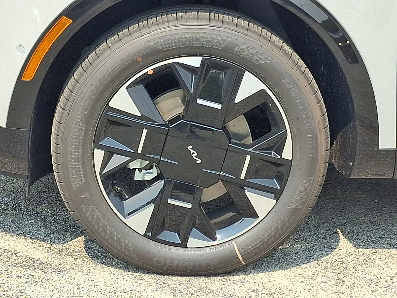 New 2027 Gray Kia SX-Prestige image 6