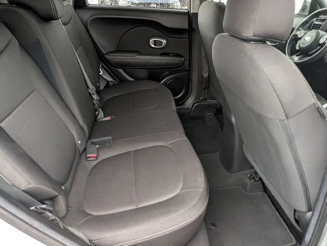 Used 2017 Silver Kia Base image 21